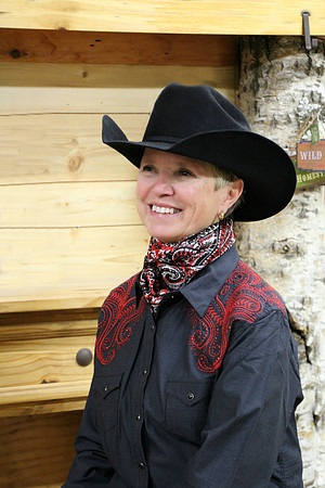 Karen Clark Minnesota Horseperson of the Year 2018 Rainbow's End Buffalo Minnesota