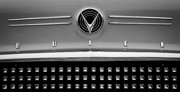 SLT-Buick-THRX2307