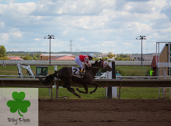 Tahkodha Belle with Wilfredo E Arroyo, Joyce and Tom McFadden