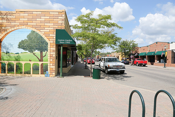 Robbinsdale Minnesota Brick Arch Mural