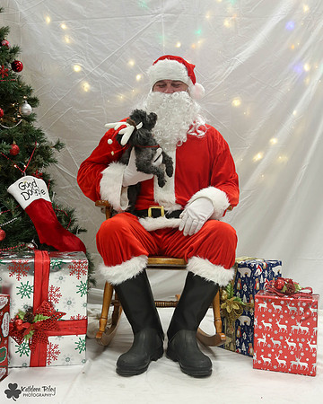 Minute the Poodle Pose Your Pet with Santa