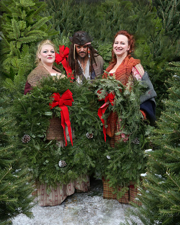 Minnesota Jack Sparrow with Giselle and Scarlett