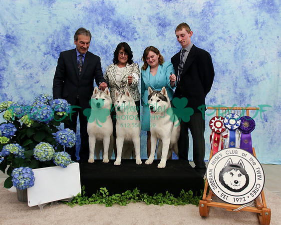 PROOF Specialty Siberian Husky Club of the Twin Cities Judge Barbara Dempsey Alderman