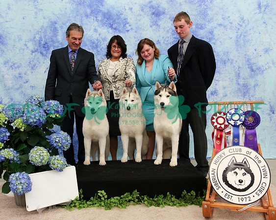 PROOF Specialty Siberian Husky Club of the Twin Cities Judge Barbara Dempsey Alderman
