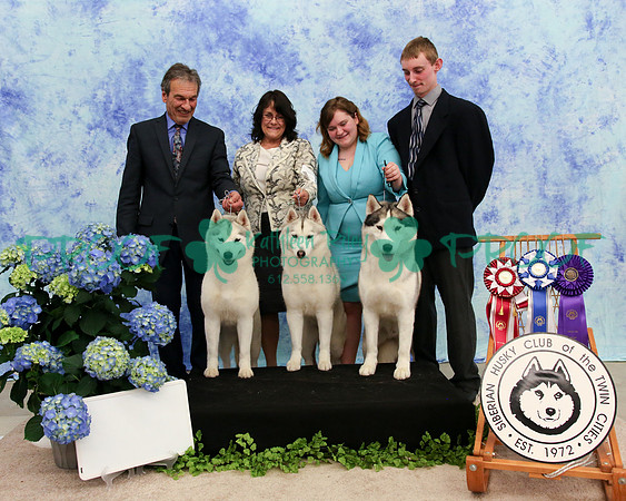 PROOF Specialty Siberian Husky Club of the Twin Cities Judge Barbara Dempsey Alderman
