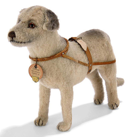 steiff_standing_chinook_byrds_artic_expedition_dog_light_brown_wool